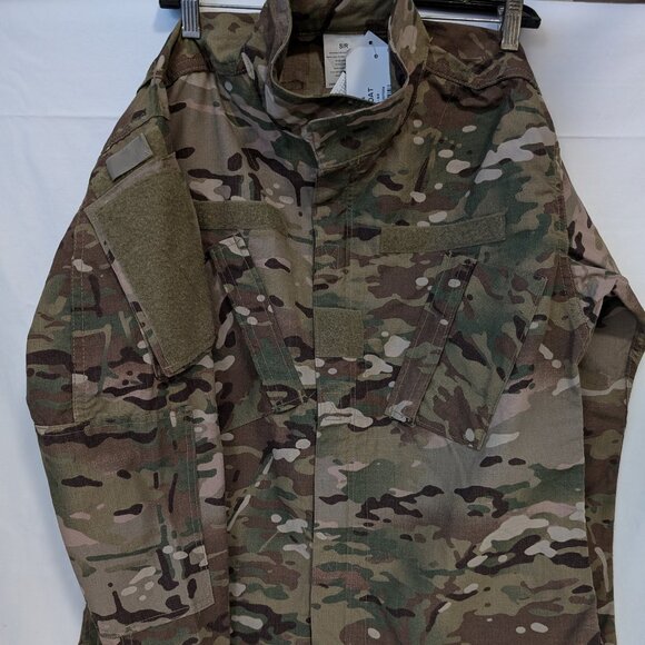 COPY - US Army Combat Jacket - NWT - Mens Flame Resistant - w/Insect Guard - Med - Picture 1 of 11